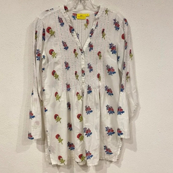 Roberta Roller Rabbit White Tunic 3/4 Sleeve Sequins Floral 100% Cotton Size XS - Picture 2 of 4